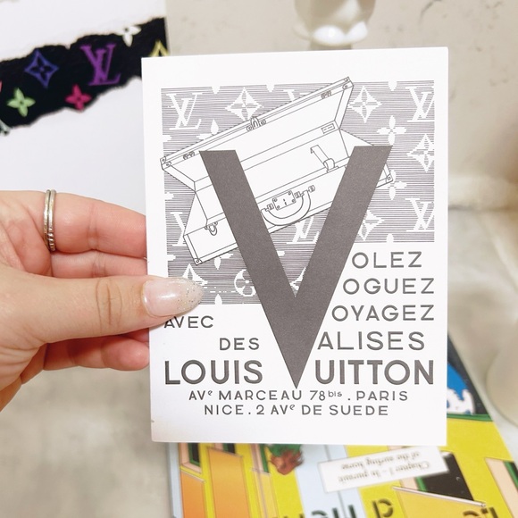 Authentic Louis Vuitton Limited Volez Voguez Voyagez Vintage Car Pin - Picture 3 of 10